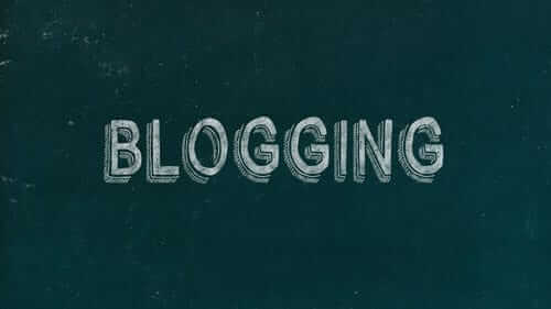 Blogging Green Image